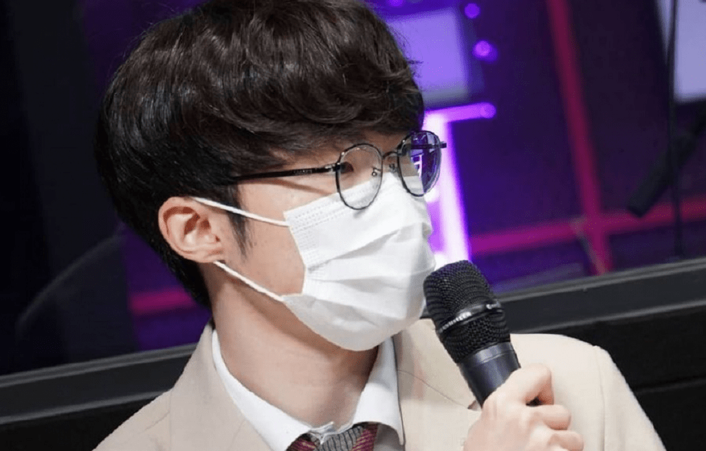  Faker关键时刻悬念迭起加时末段纽约尼克斯调整名单以备全明星赛，窗口期纽卡斯尔调整名单以备中超都惊呆了